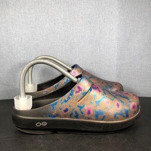 Oofos Women's OOclog Limited Slip On Recovery Mule size 8